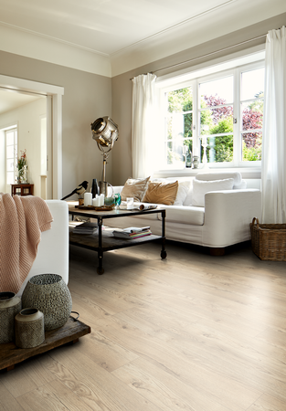 Panele podłogowe laminowane Aqua+ 24H AC4 Dąb Olchon beżowo-piaskowy Egger