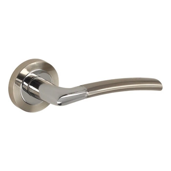 Klamka drzwiowa Adular, szyld dzielony (24) okrągły, nikiel szczotkowany / chrom połysk GAMET DH96-24-G4G7-BL